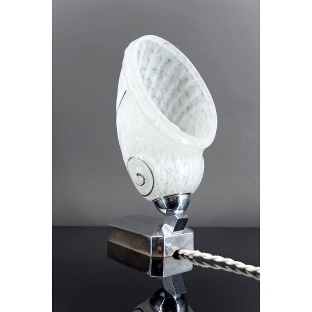 Art Deco Shell Lamp in Chrome and Glass, 1930 For Sale - Image 9 of 15