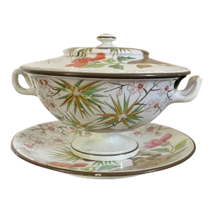 Antique Early 19th Century Wedgwood Botanical Creamware Sauce Tureen, Cover and Under Plate