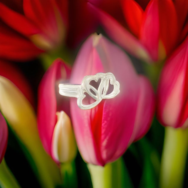 Authentic Tiffany & Co Estate Triple Heart Ring Size 6 resizable Sterling Silver 2.2 Grams This elegant Authentic Tiffany...