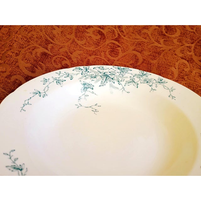 Antique Blue and White Floral Soup Bowls Set of 4 F Winkle Co "Sprays" Victorian Staffordshire China English Cottage Chinoiserie Home Decor For Sale In Savannah - Image 6 of 10