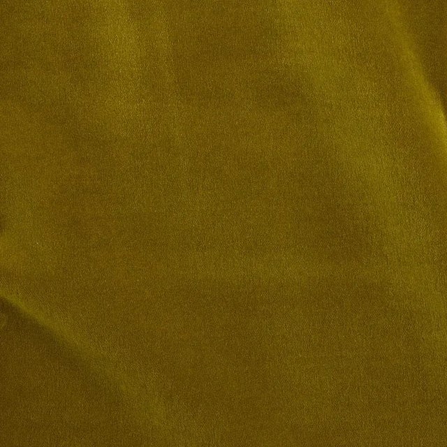 Water-and stain-repellant, and with an abrasion rate that can handle even the most well-loved and well–used rooms, this...