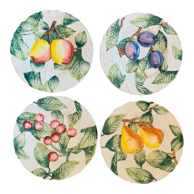 Italian Majolica Plates, Set of 4 For Sale