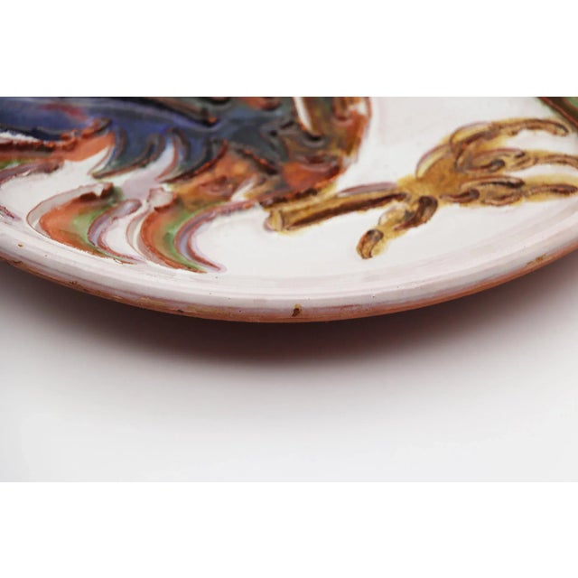 Antique White 1960s Low Relief Plate Depicting Two Roosters Fighting, Portuguese Studio Pottery For Sale - Image 8 of 12