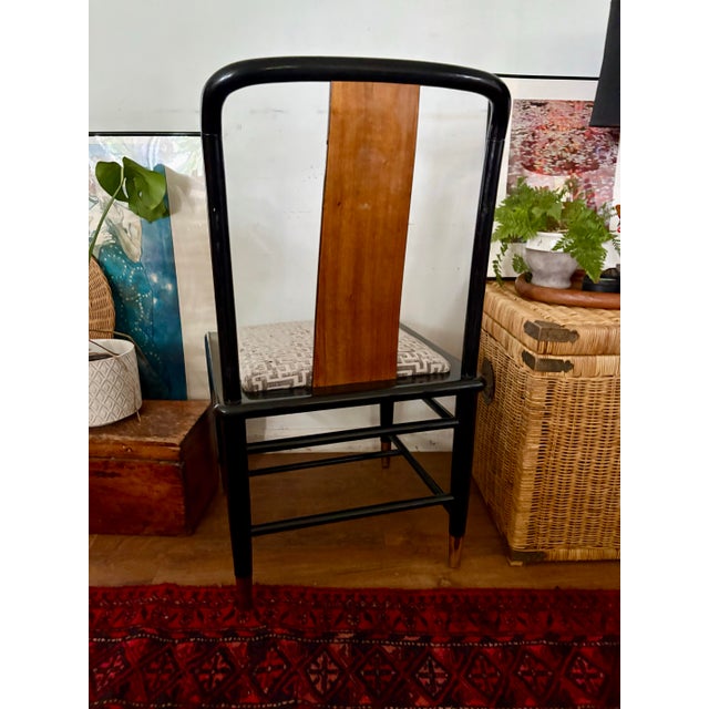Wood Henredon Style Black Lacquer, Wood, and Brass Side Chairs- Set of 4 For Sale - Image 7 of 11
