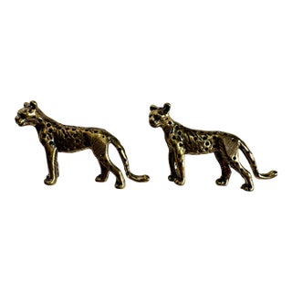 Vintage British Colonial Small Solid Brass Leopard Cabinetry Knobs Hardware, a Pair For Sale