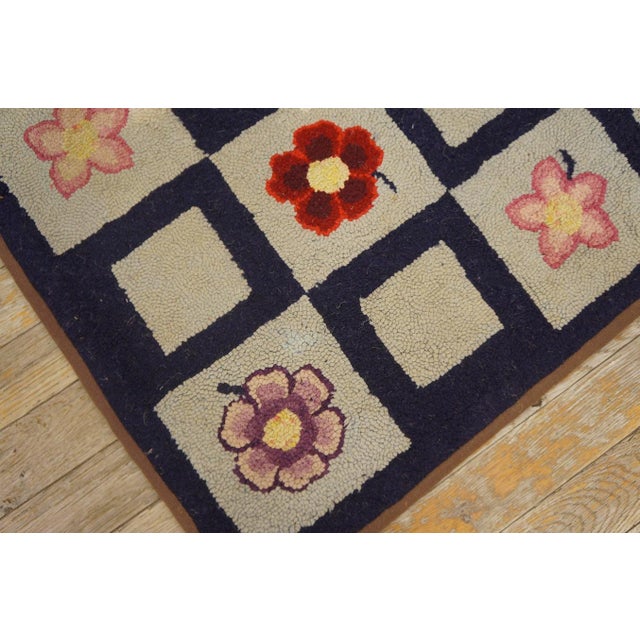Early 20th Century 1930s Black Floral Square Folk Art Antique American Hooked Rug 2'8" X 3'8" Handwoven Wool Carpet For Sale - Image 5 of 6
