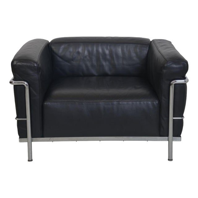 LC3 Chair in Black Leather by Le Corbusier, 2000s For Sale