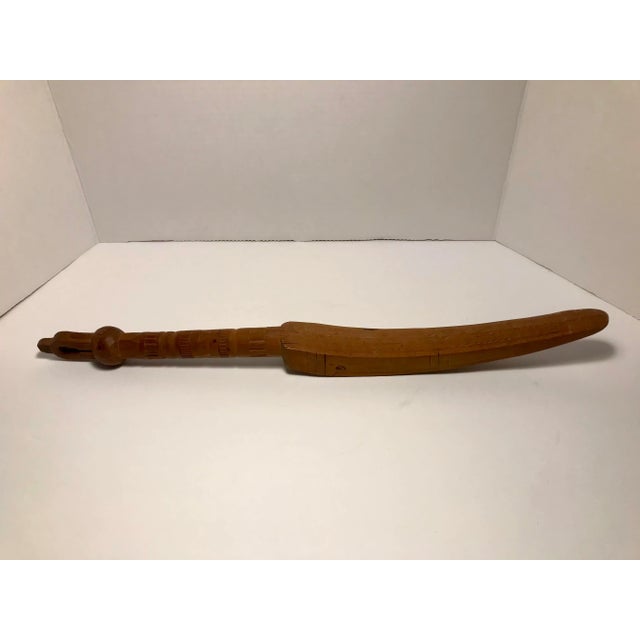 Early 20th Century Hand Carved Wooden Suriname Laundry Beater Made by Maroon People For Sale - Image 10 of 10