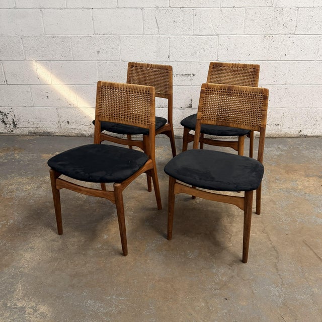 Mid-Century Modern Set of 4 E. Knudsen Model 47 Danish Teak and Cane Dining Chairs for Jensen & Lykkegaard For Sale - Image 3 of 11