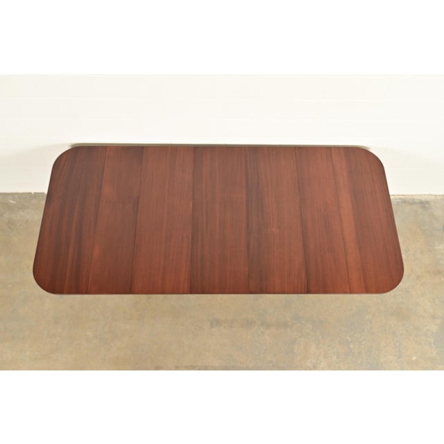 Mid 20th Century Baker Furniture Style Georgian Mahogany Pedestal Extension Dining Table, Newly Refinished For Sale - Image 5 of 14