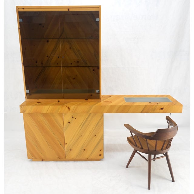 Milo Baughman Thayer Cogging Yew Wood Cantilever Console Chine Display Cabinet For Sale - Image 14 of 15