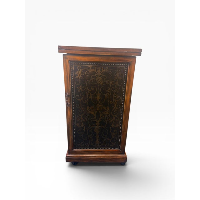 English Attributed Theodore Alexander Mahogany Rolling Bar Cabinet With Etched Brass Panels For Sale - Image 3 of 17