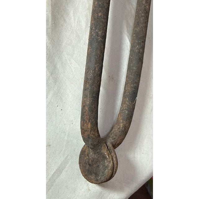 Antique 18th Century Wrought Iron Turned Brass English Fireplace Tongs Tool 25 For Sale - Image 4 of 9