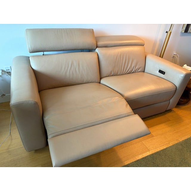 Modern Chateau D’Ax Italian Designer Leather Beige Sofa For Sale - Image 3 of 4