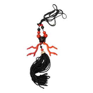 1990s Costume Jewelry Black and Red Wood and Beads Italian Necklace For Sale