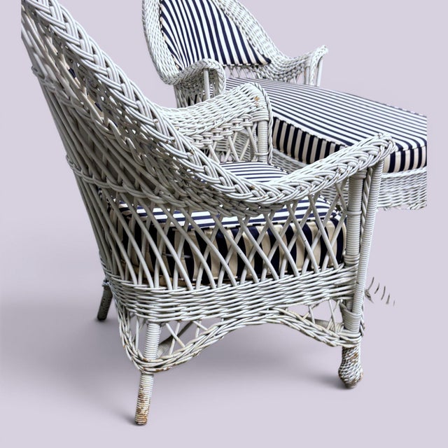 Antique Bar Harbor Wicker Patio Set in White & Navy c.1920 For Sale - Image 10 of 12
