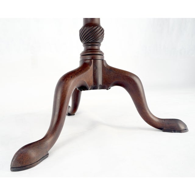 Georgian Style Carved Mahogany Tripod Base Tilt Top Carved Lamp Breakfast Table For Sale - Image 6 of 11