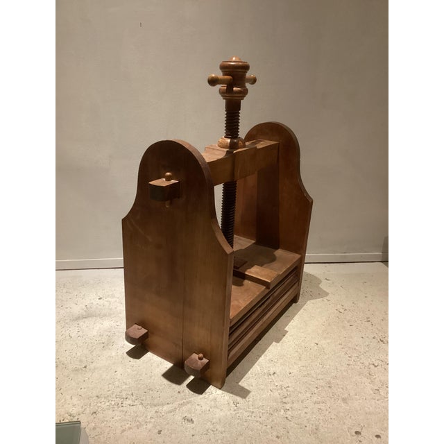 Large Vintage Model Book Press, 1920 For Sale - Image 4 of 6