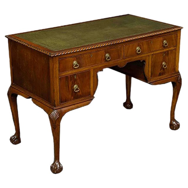 Early 20th Century Chippendale Style Mahogany Desk For Sale