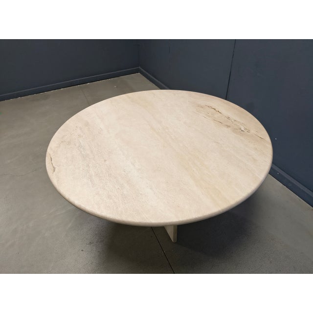 Round Italian Travertine Dining Table 1970s For Sale - Image 4 of 13