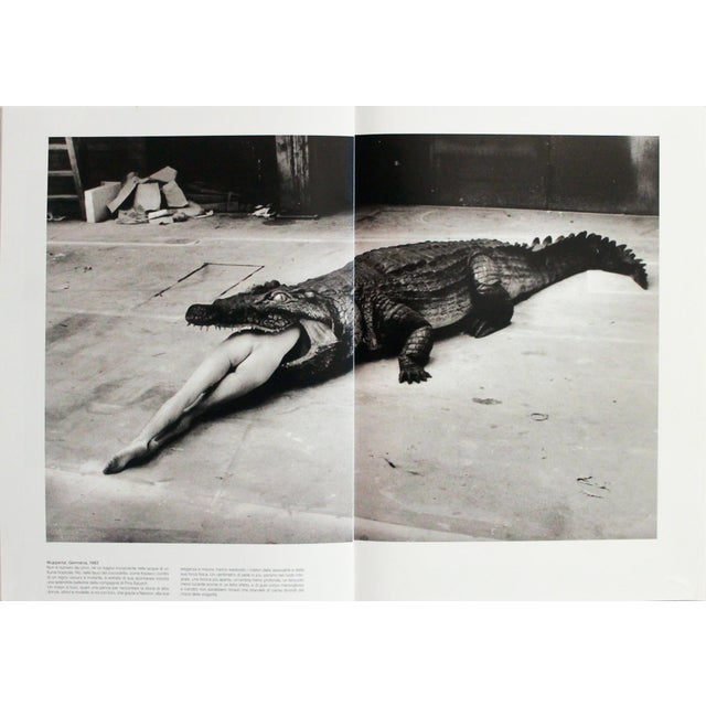 Date: 2006 Size: 12 x 16.5 inches, 20 pages. Artist: Helmut Newton About the magazine : I Grandi Fotografi is a short...