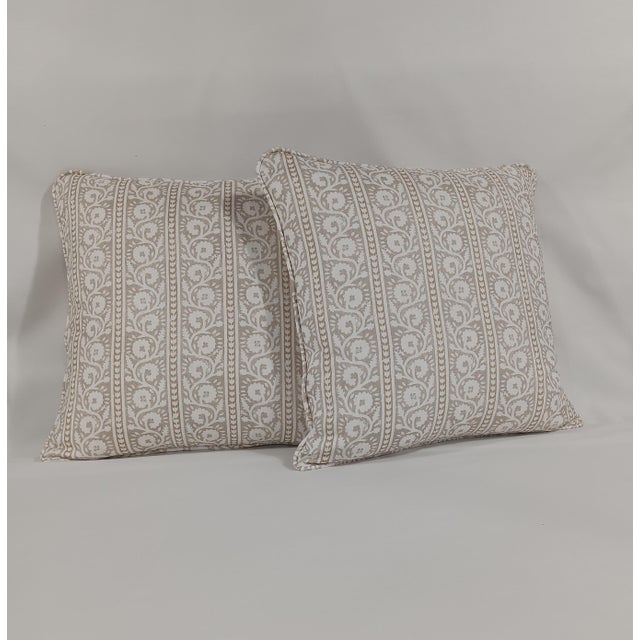 From the amazing design house of G P and J Baker made in the timeless print "Bibury" in Parchment fabulous Turkish corners...