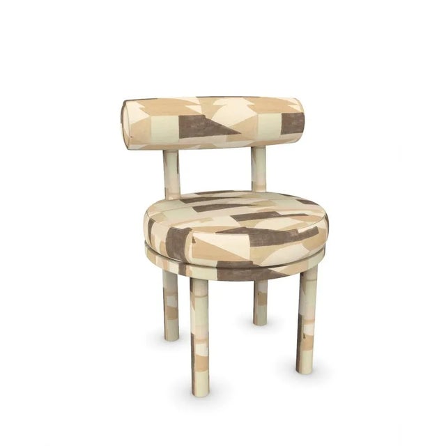 A chair that mixes both modern and classical design approaches. Designed to hug the body, durable and solid chair features...