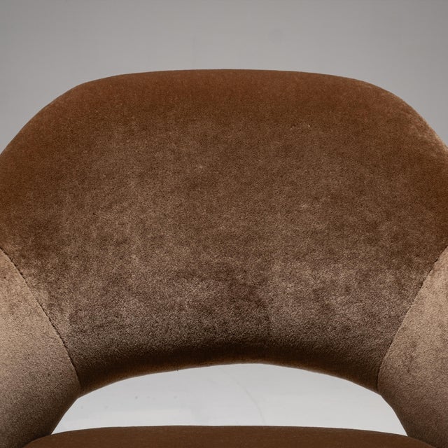 Model 71 Dining Chair in Deep Brown Mohair by Eero Saarinen for Knoll, 1960s For Sale - Image 6 of 13