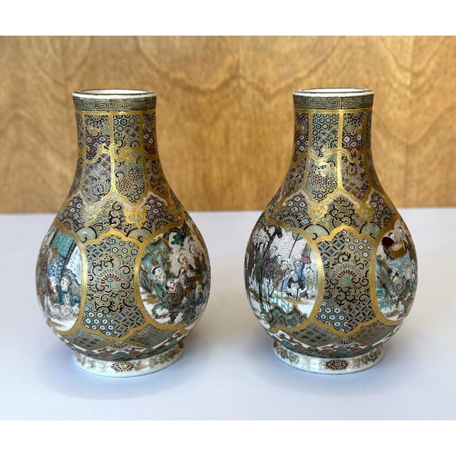 Late 18th Century Pair of Fine Miniature Satsuma Vase with Moriage Enamel Decoration by Seikozan For Sale - Image 5 of 12