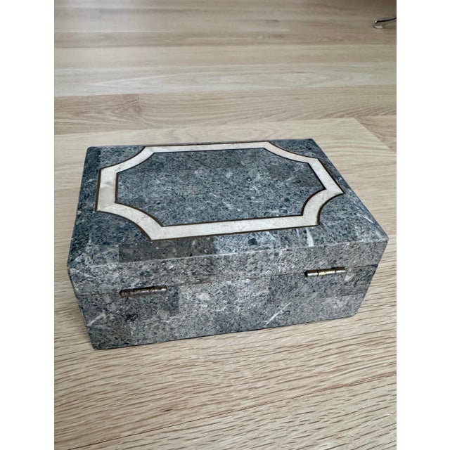 Maitland - Smith Vintage Maitland-Smith Marble & Brass Inlaid Trinket Box With Wood Interior, Rare Style For Sale - Image 4 of 8