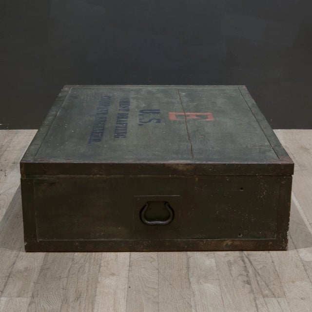 Mid 20th Century World War 2 Era Military Trunk C.1940 For Sale - Image 5 of 12