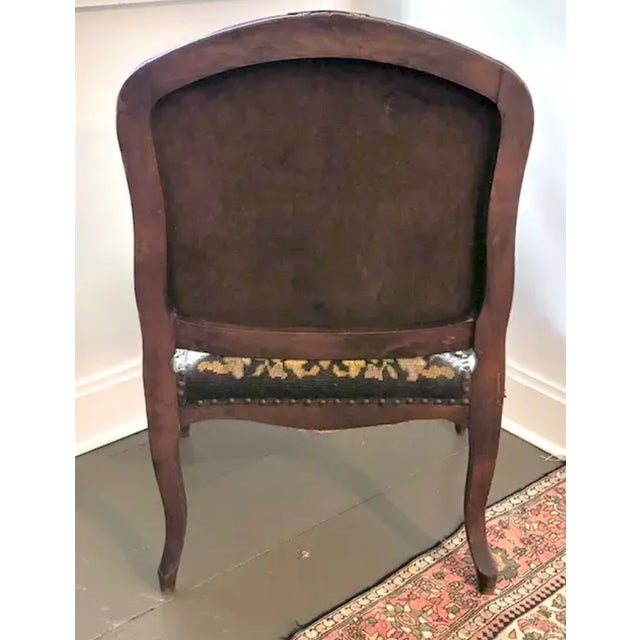 Antique 19th Century French Louis XV Needlepoint Bergere, Fauteuil Chair With Bird and Dog Motif and Velvet Back For Sale In New York - Image 6 of 10