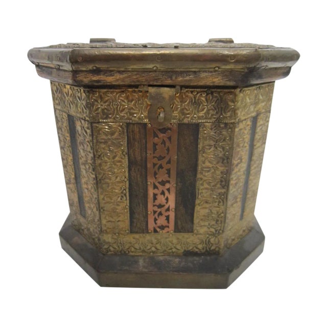 Vintage Boho Indian Wood Box For Sale