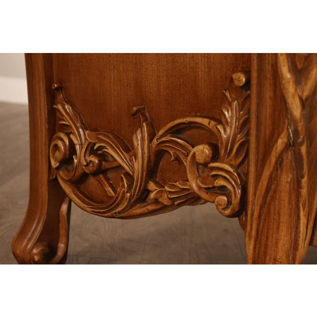 Italian Rococo Style Pair of Bombe Chest Nightstands For Sale - Image 12 of 18