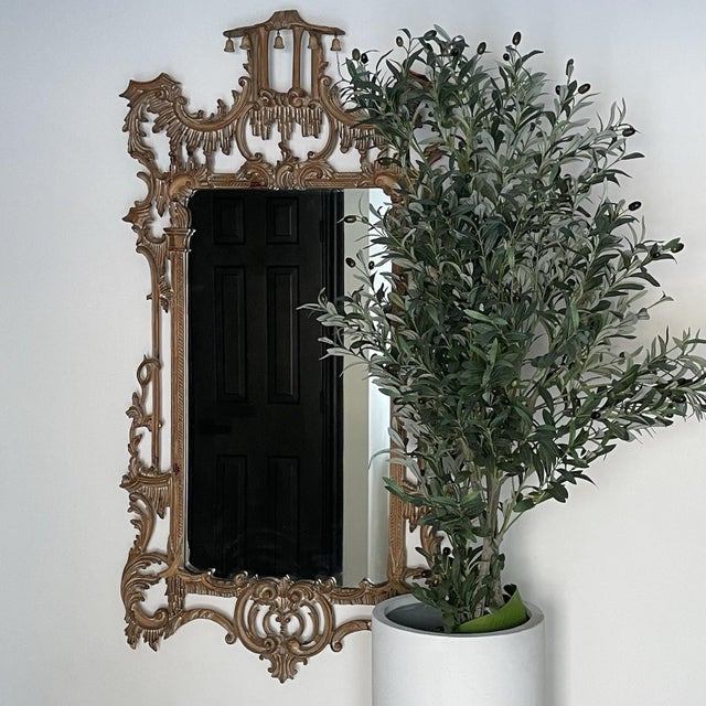 Vintage Italian Hand-Carved Giltwood Mirror by La Barge, Mid-20th Century For Sale - Image 11 of 17