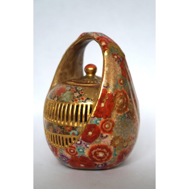 One of Japan's ceramic wares that is highly appreciated by Americans is Satsuma wares. It is the admiration for its soft...