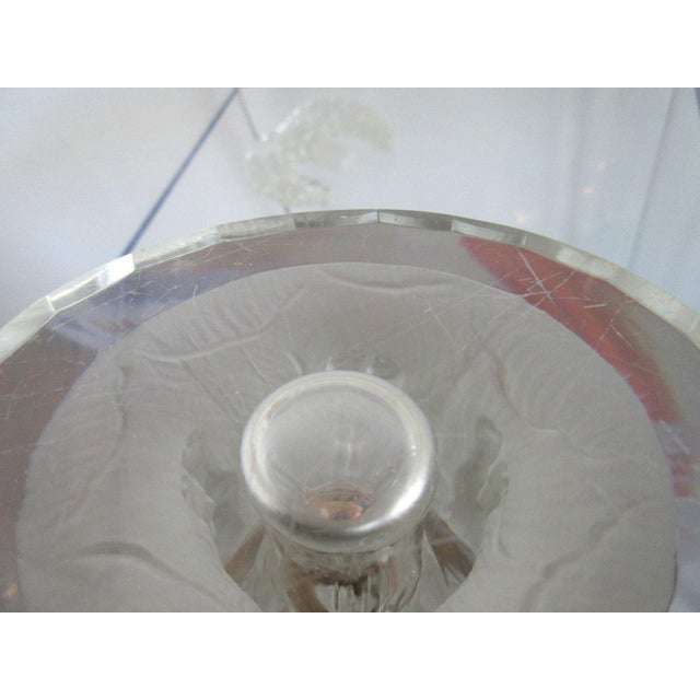 Art Deco 1920's Czech Art Deco Crystal Nude Figure Detailed Perfume Bottle For Sale - Image 3 of 5