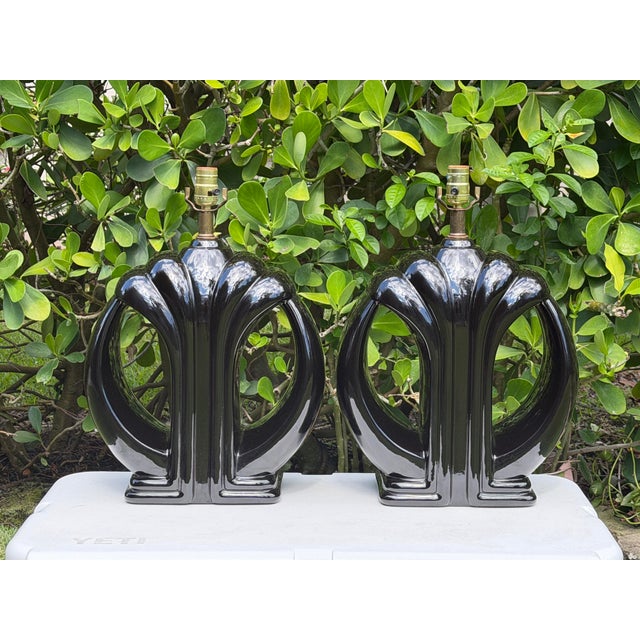 Late 20th Century Vintage Sculptural Postmodern Black Ceramic Table Lamps, Pair For Sale - Image 5 of 9