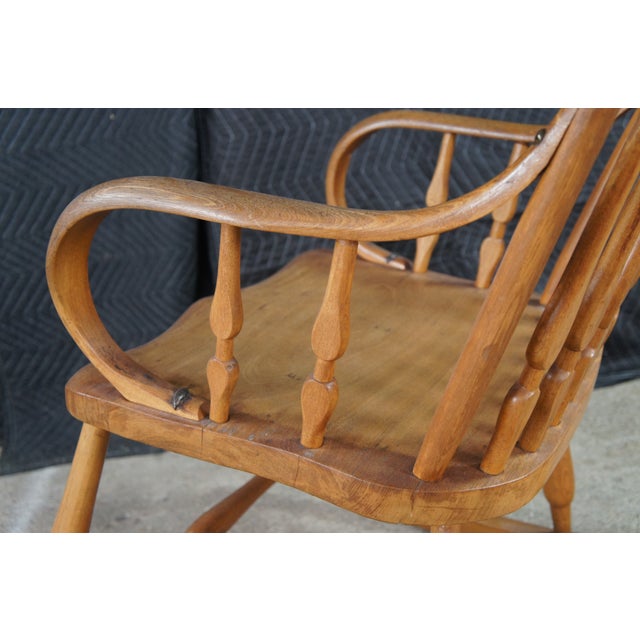 Brown Antique Early 20th Century Windsor Style Oak Colonial Rocking Chair Rocker For Sale - Image 8 of 12