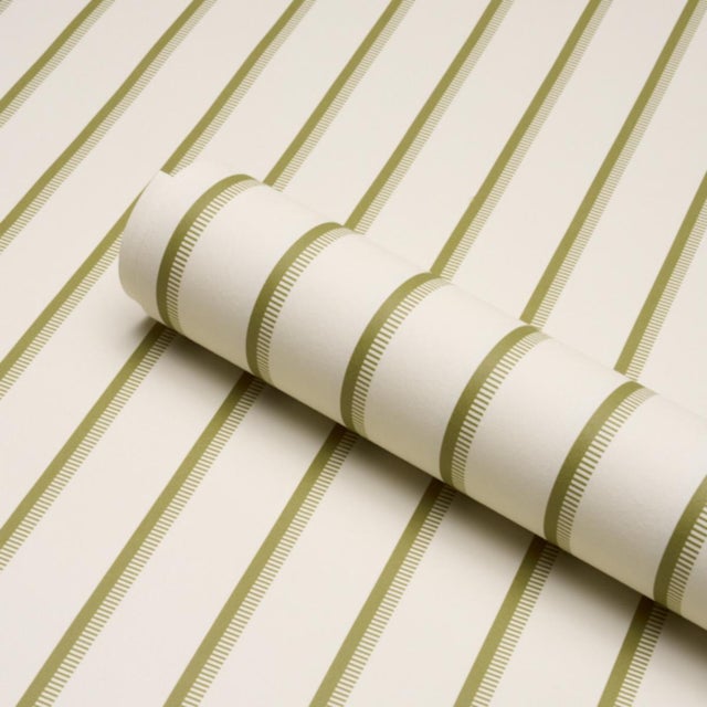 Schumacher Sample - Schumacher Tyla Stripe Wallcovering In Olivine For Sale - Image 4 of 6
