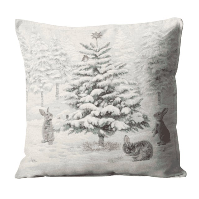 Every Greenwood & Grove cushion from Hines is thoughtfully designed to bring character and individuality to any space....