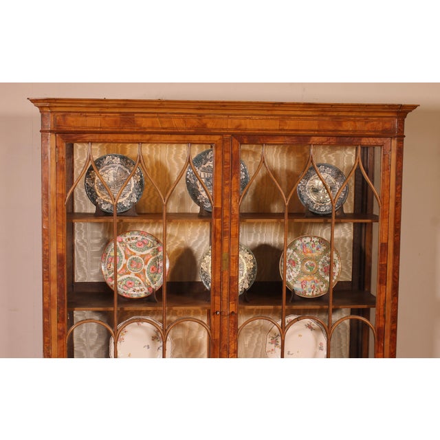 Showcase in Mahogany and Burl Walnut For Sale - Image 3 of 13