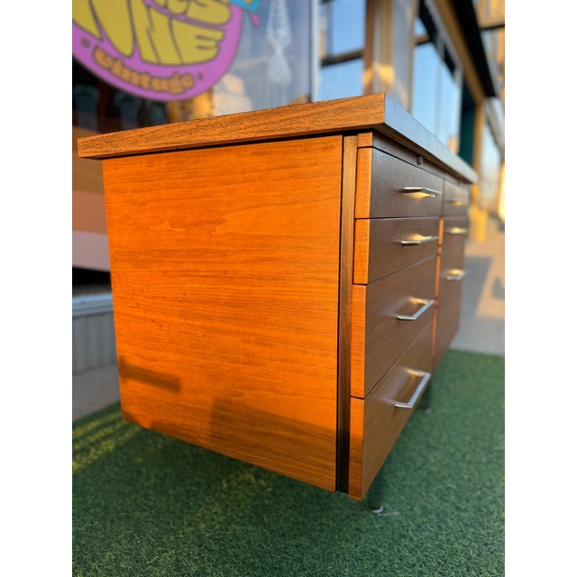 Wood Mid-Century Modern 7 Drawer Executive Sideboard File by Stow Davis For Sale - Image 7 of 13