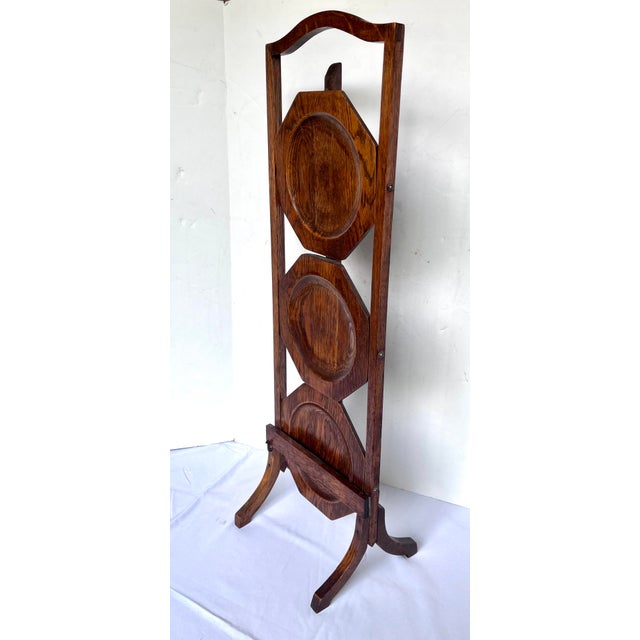 Antique Edwardian Quartersawn Oak 3-Tier Folding Cake Stand For Sale In Dallas - Image 6 of 16