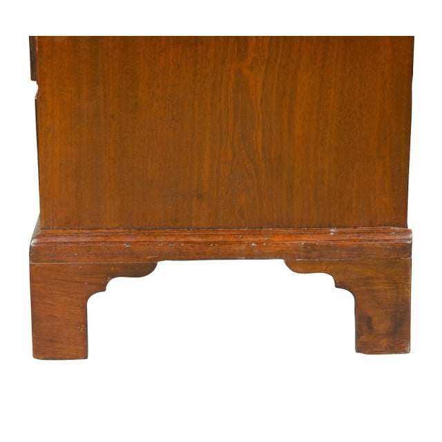 George III Mahogany Bachelor Chest Of Drawers For Sale - Image 4 of 13