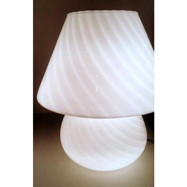 Murano Mushroom-Shaped Opal Glass Spiral Lamps from Venini, 1970s, Set of 2 For Sale - Image 12 of 13