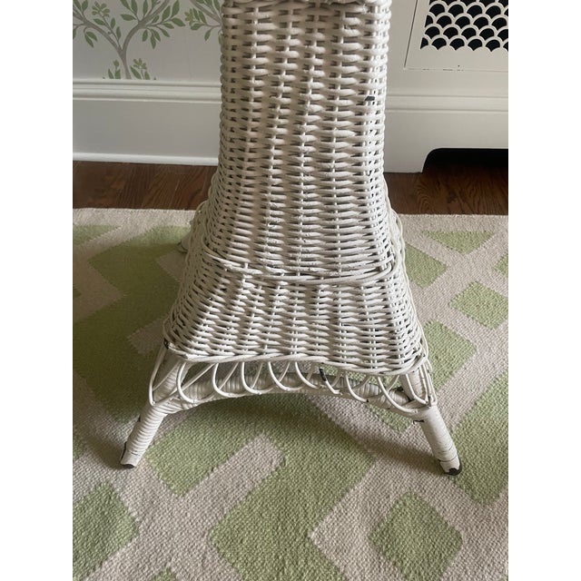 Early 20th Century Antique Early 20th Century White Woven Wicker Sanding Lamp For Sale - Image 5 of 10