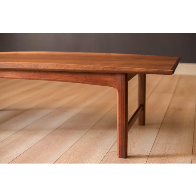 DUX Vintage Sculptural Walnut Coffee Table by Folke Ohlsson for Dux For Sale - Image 4 of 15