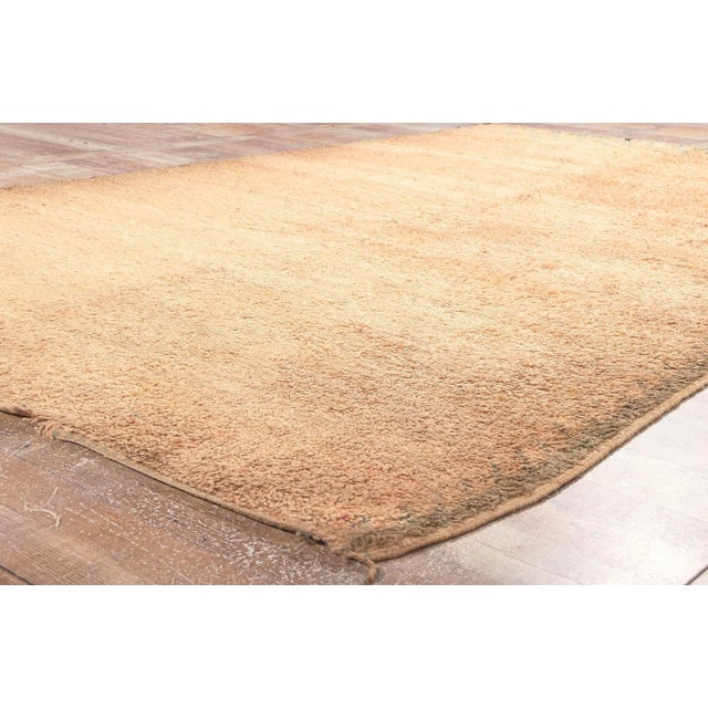 Peach Vintage Beni MGuild Moroccan Rug - 06'02 X 09'10 For Sale - Image 8 of 10