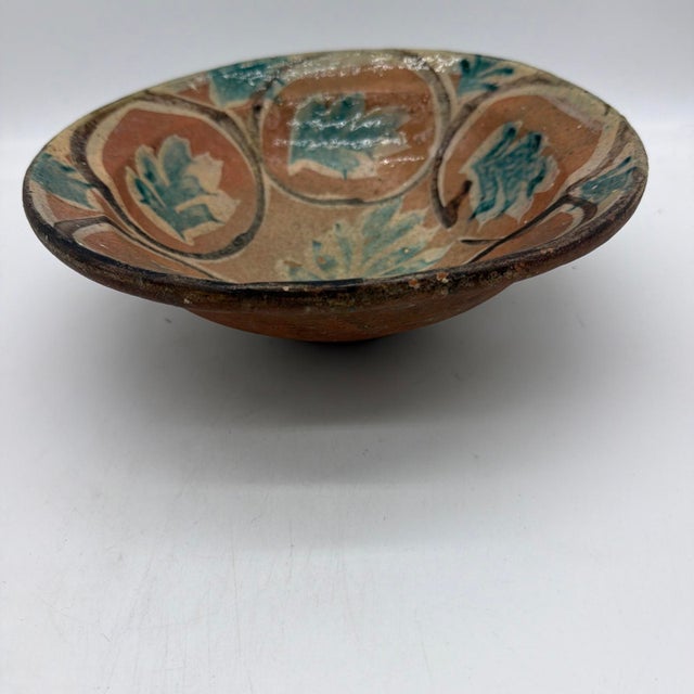 19th Century Spanish Glazed Terracotta Lebrillo Bowl With Leaf Motif - 10.5" For Sale - Image 14 of 17